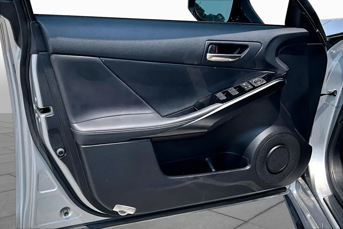 2024 Lexus IS 350 F SPORT Design thumbnail 42