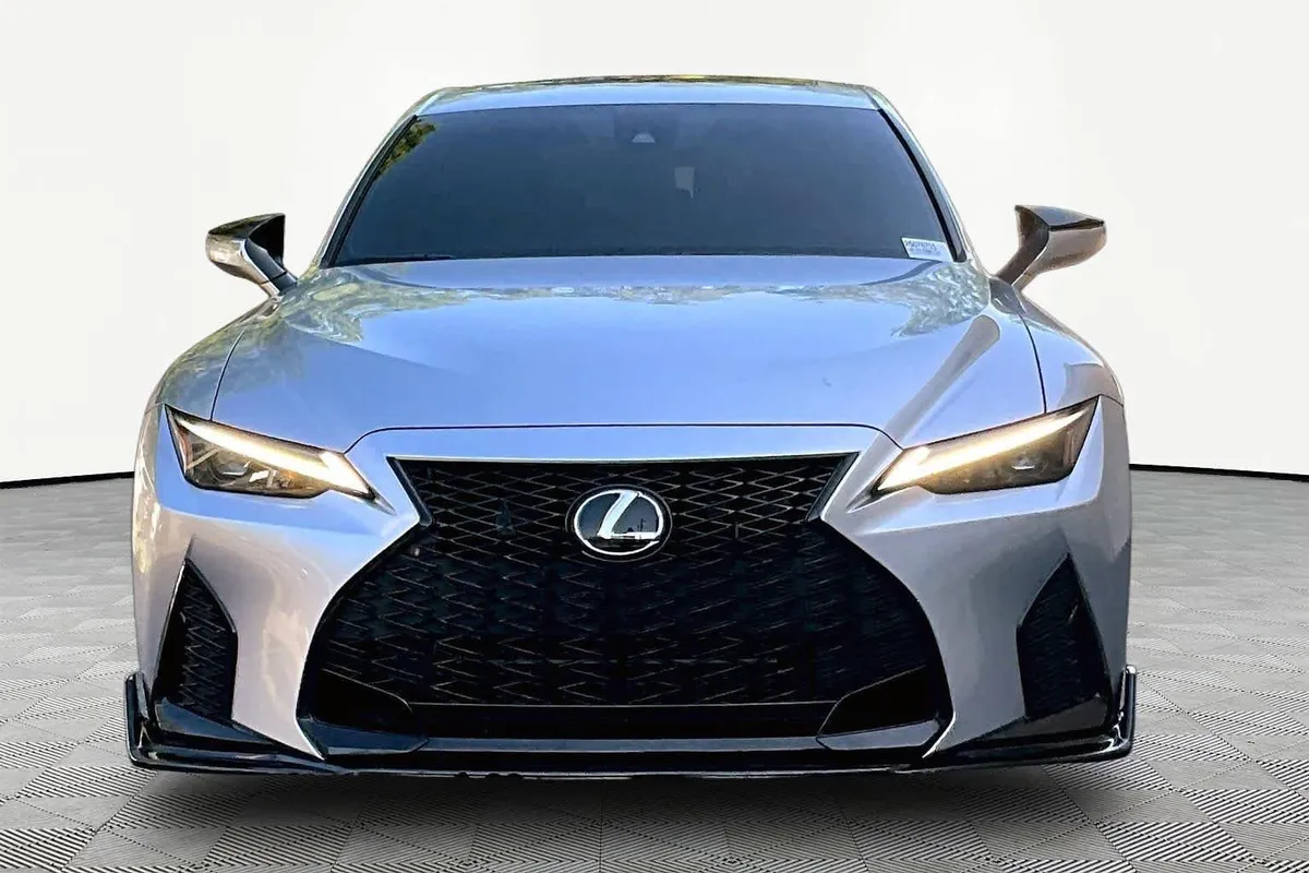 2024 Lexus IS 350 F SPORT Design thumbnail 7
