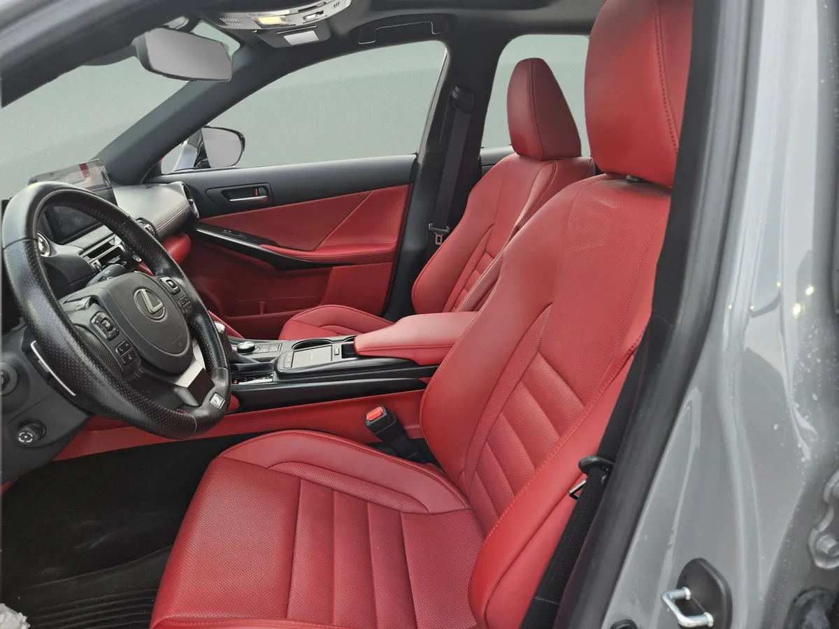2024 LEXUS IS 350 F SPORT Design thumbnail 13