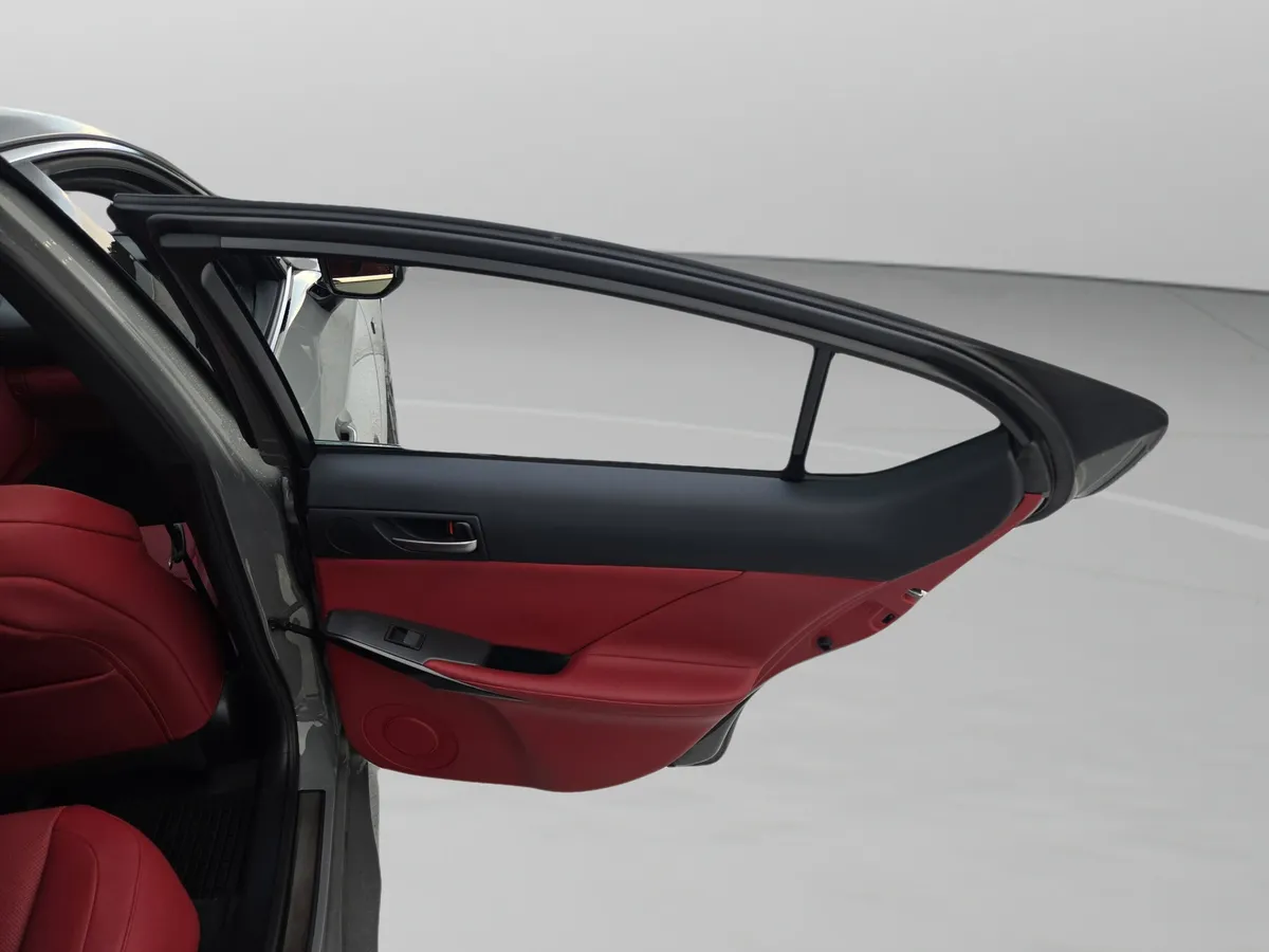 2024 LEXUS IS 350 F SPORT Design thumbnail 24