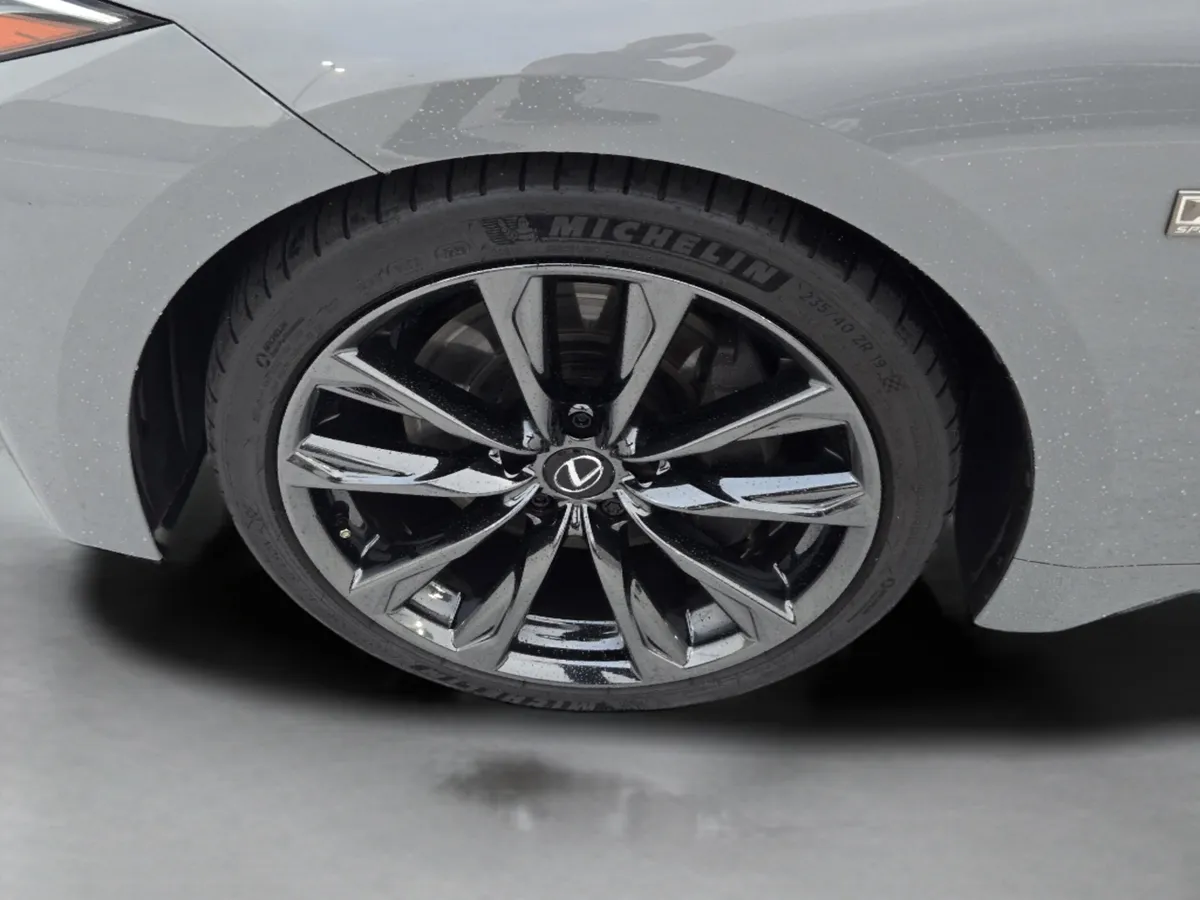 2024 LEXUS IS 350 F SPORT Design thumbnail 33