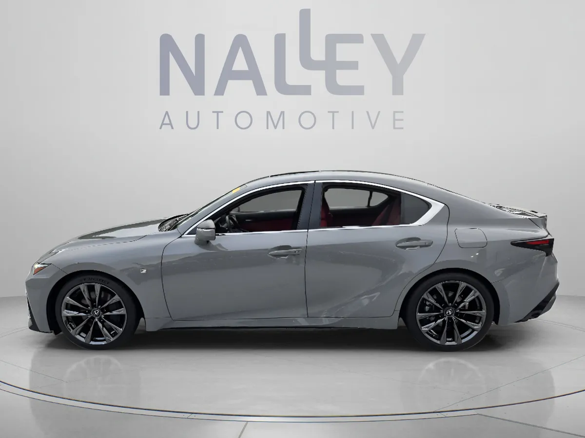 2024 LEXUS IS 350 F SPORT Design thumbnail 4