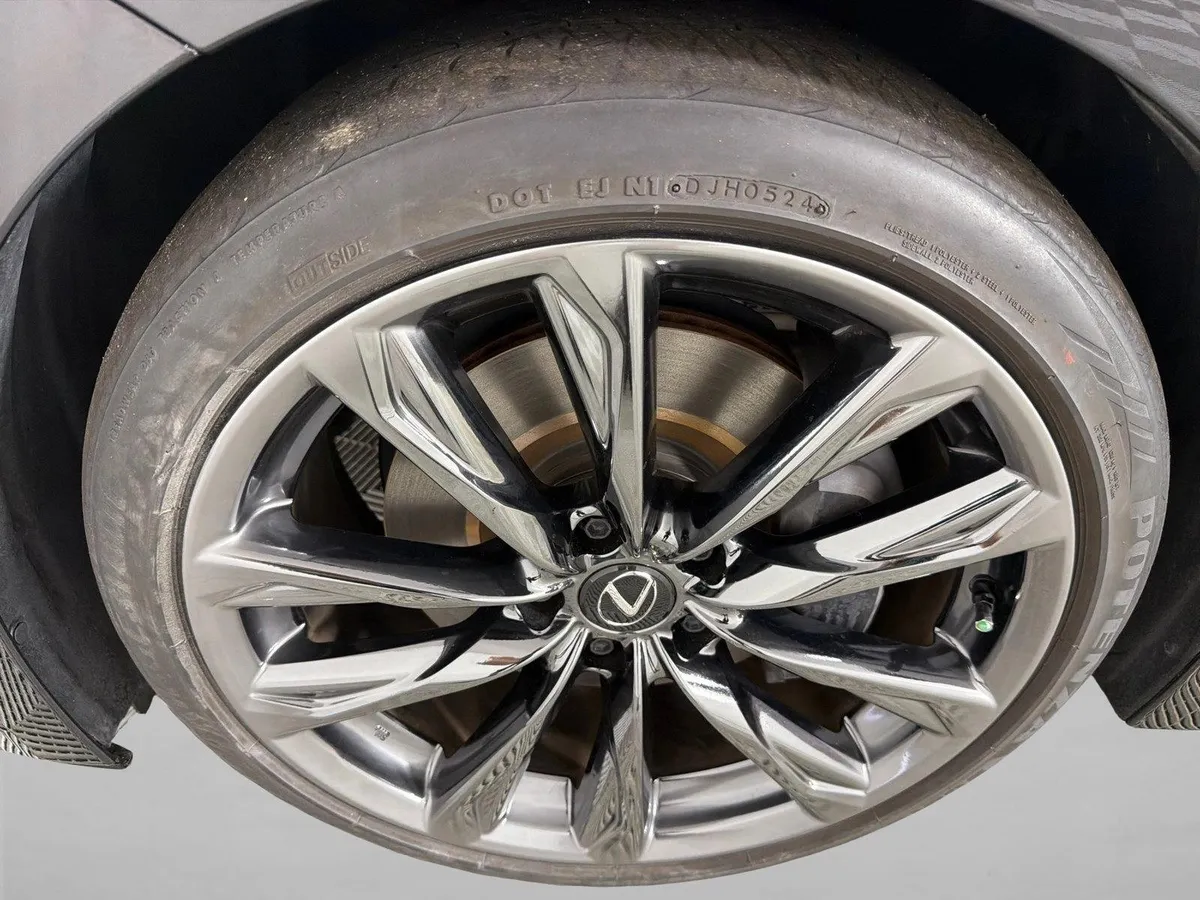2024 Lexus IS IS 300 F SPORT thumbnail 12