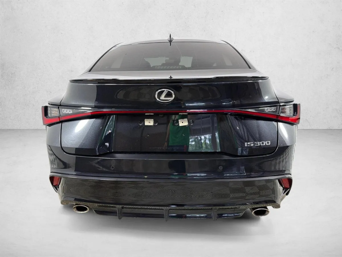 2024 Lexus IS IS 300 F SPORT thumbnail 5