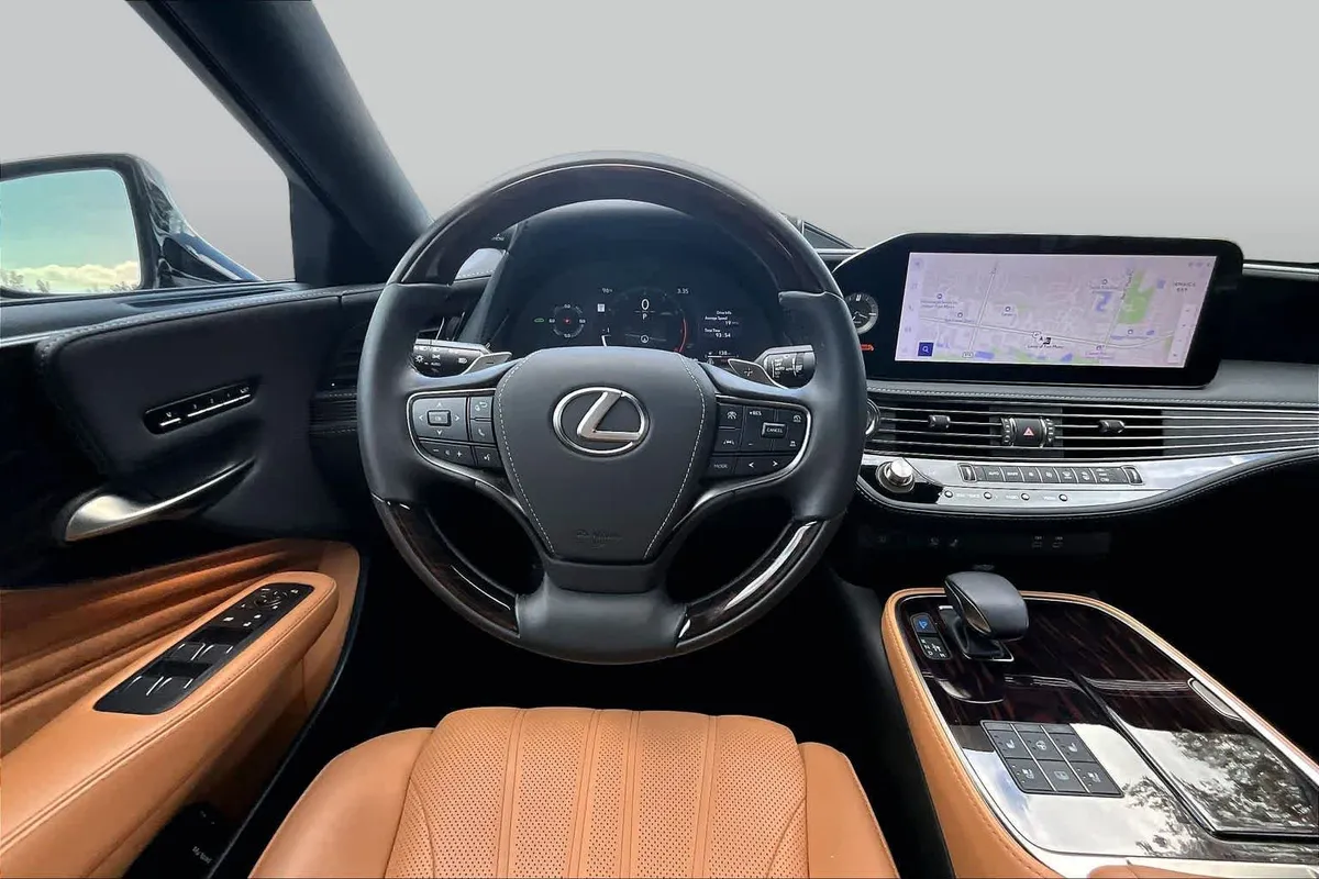 2024 Lexus LS 500 thumbnail 6
