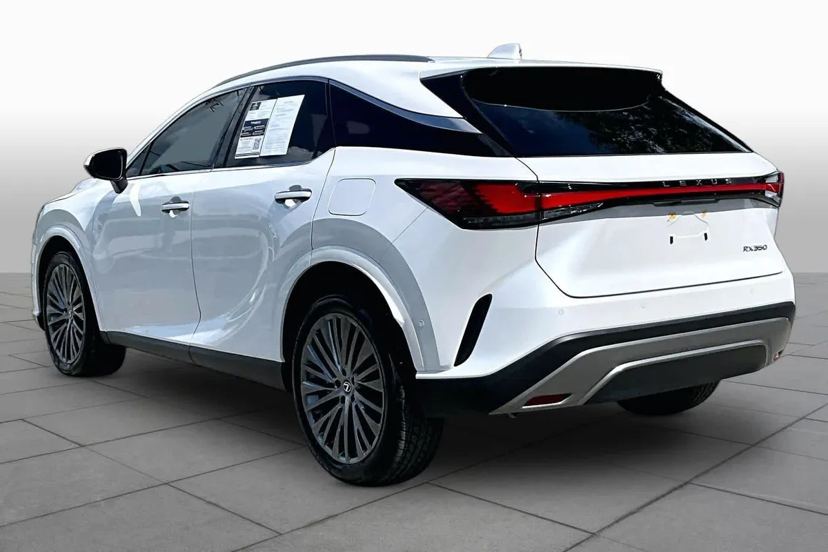 2024 Lexus RX 350 Luxury thumbnail 12