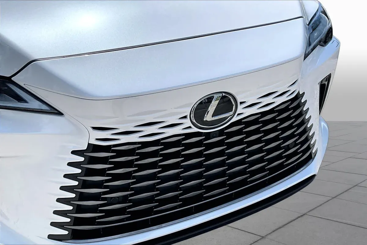 2024 Lexus RX 350 Luxury thumbnail 30