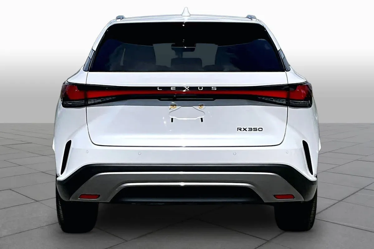 2024 Lexus RX 350 Luxury thumbnail 5