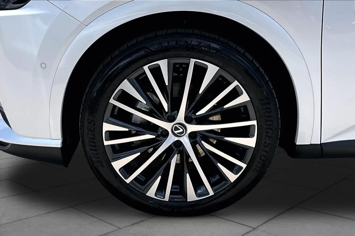 2024 Lexus RX 350 Premium Plus thumbnail 11