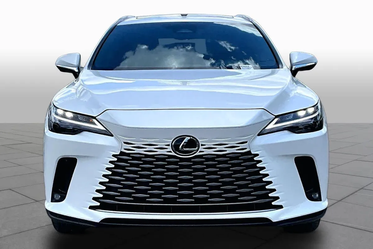2024 Lexus RX 350 Premium Plus thumbnail 4