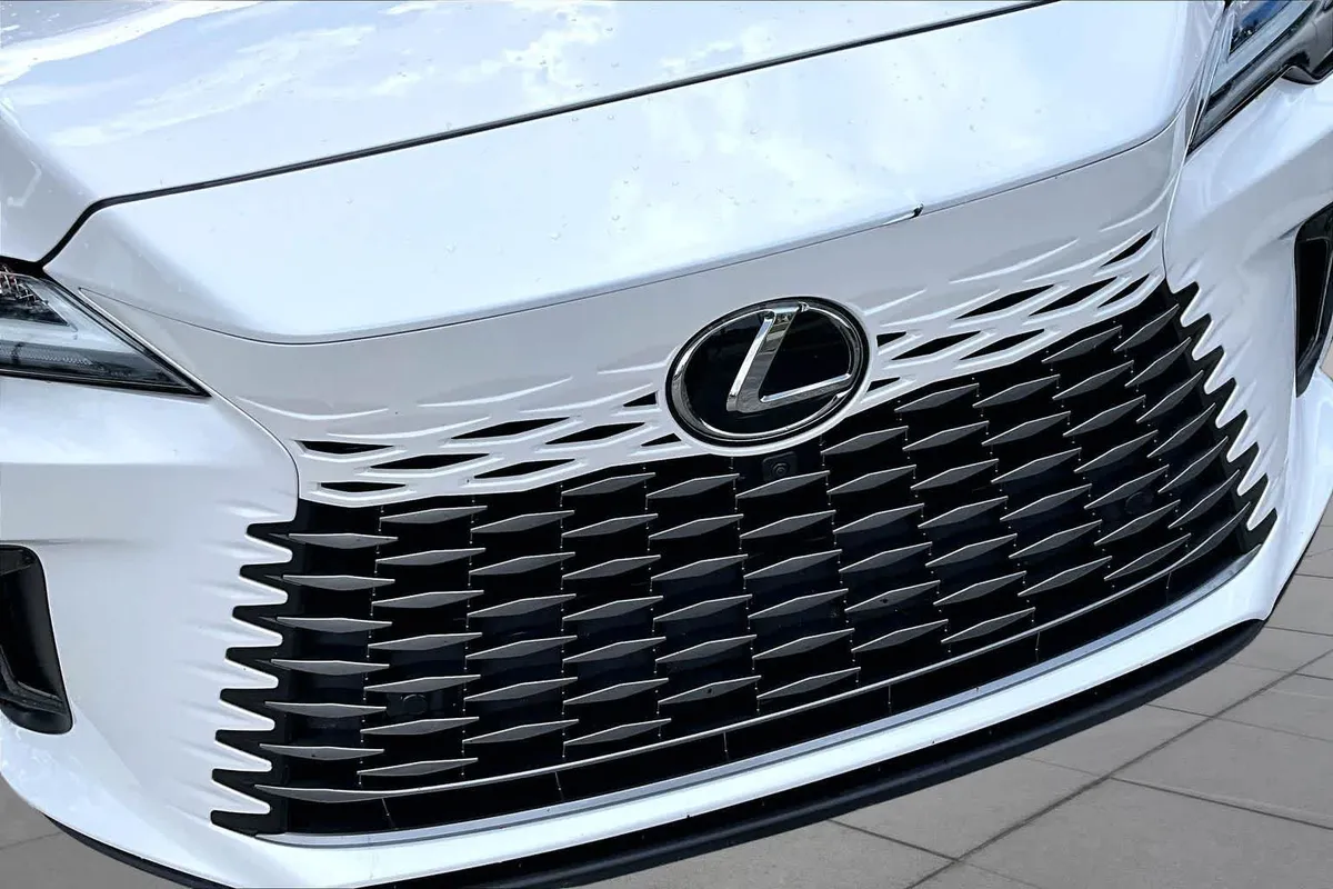 2024 Lexus RX 350 Premium Plus thumbnail 30
