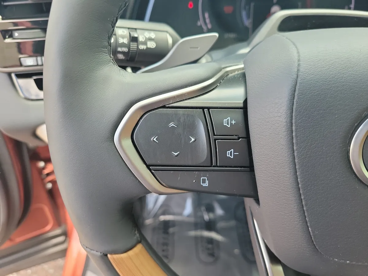 2024 LEXUS RX 350 Premium Plus thumbnail 11