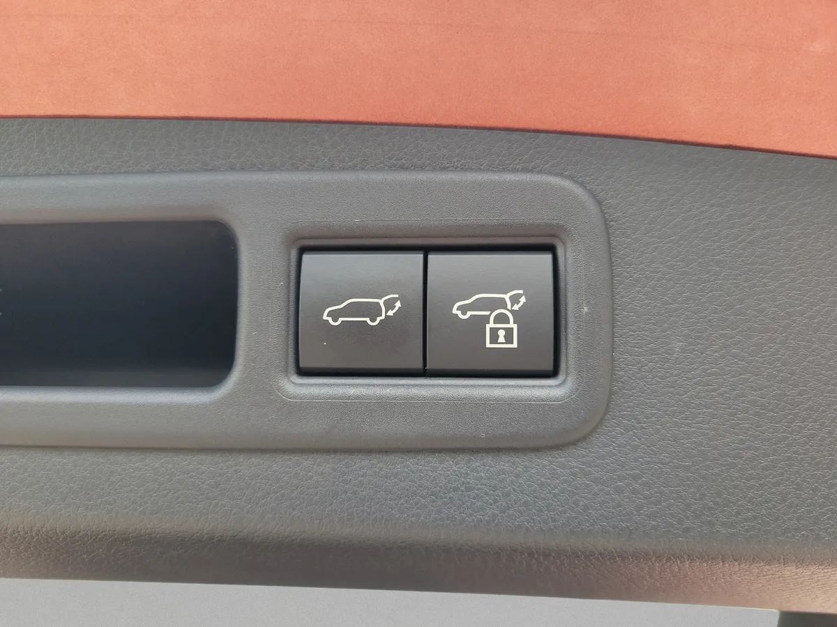 2024 LEXUS RX 350 Premium Plus thumbnail 28
