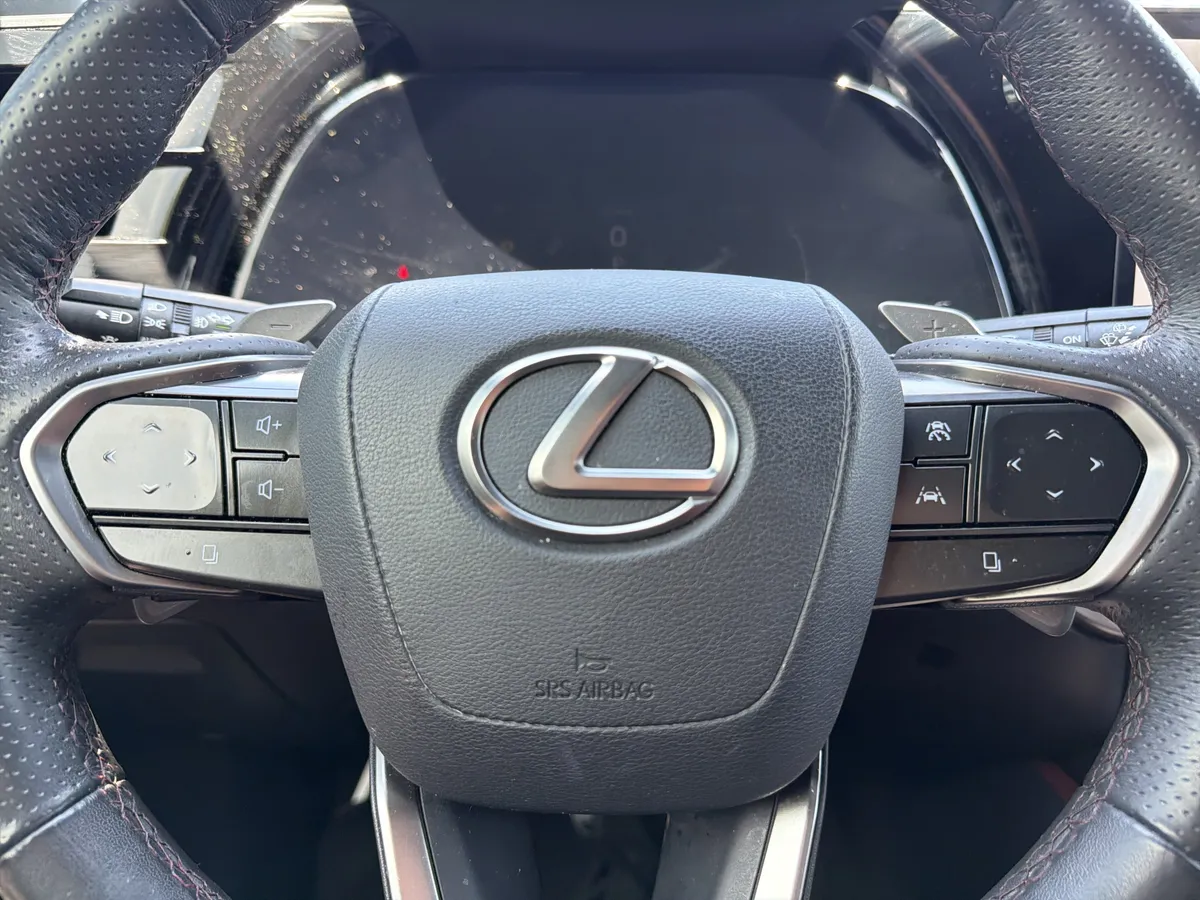 2024 Lexus RX RX 500h F SPORT Performance thumbnail 11