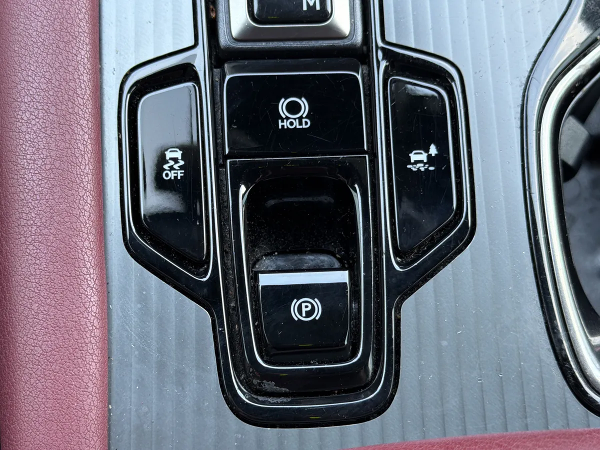 2024 Lexus RX RX 500h F SPORT Performance thumbnail 9