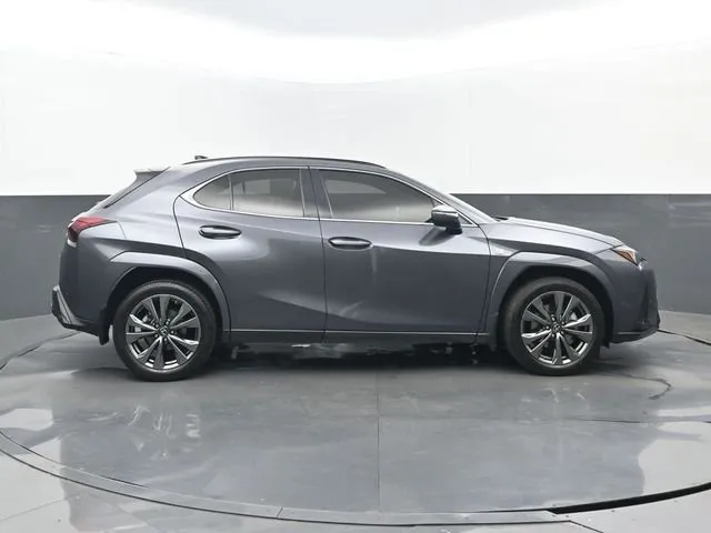 2024 Lexus UX 250h F SPORT Design thumbnail 2