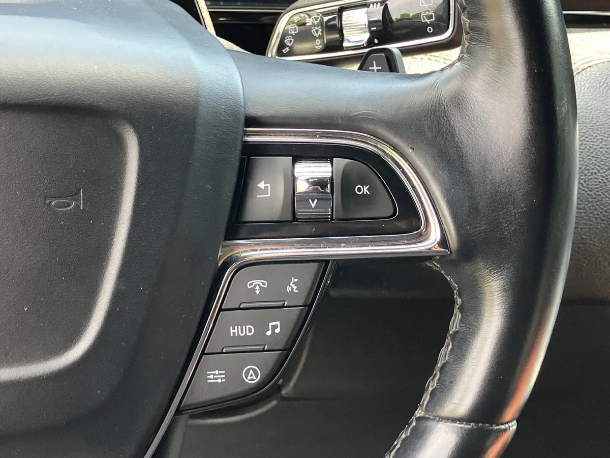 2024 Lincoln Navigator Reserve 4x4 thumbnail 22