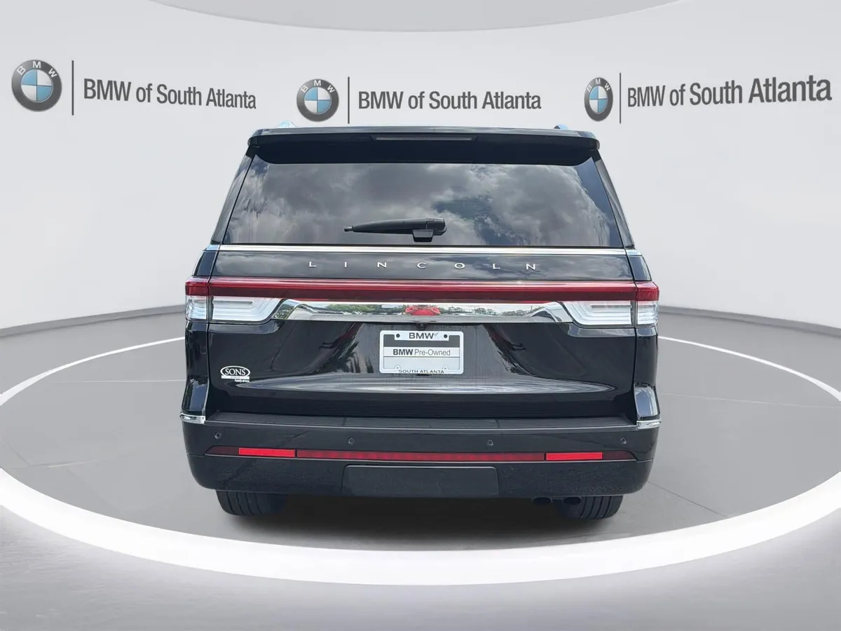 2024 Lincoln Navigator Reserve thumbnail 25