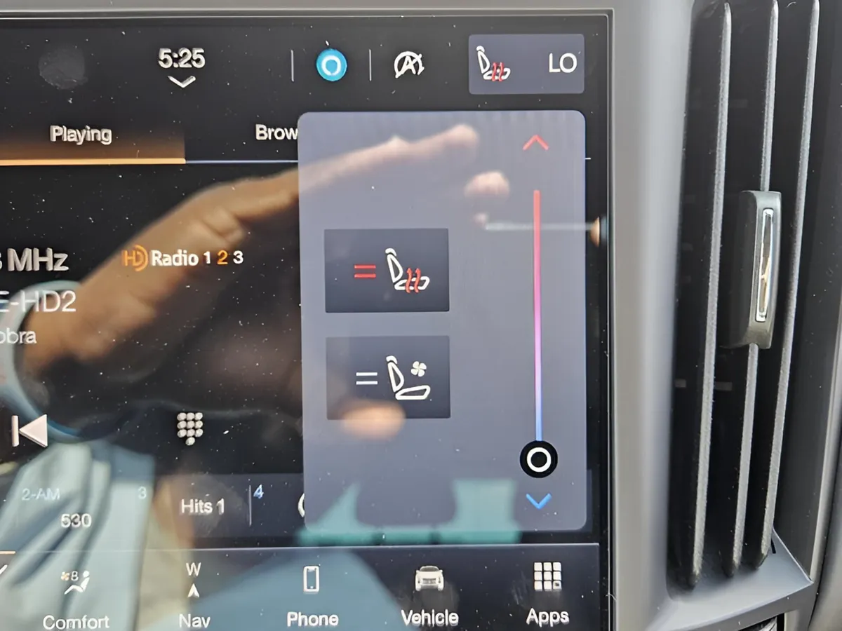 2024 Maserati Levante Modena Ultima thumbnail 25