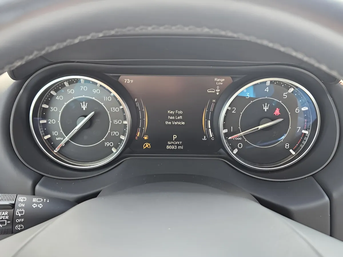 2024 Maserati Levante Modena Ultima thumbnail 31
