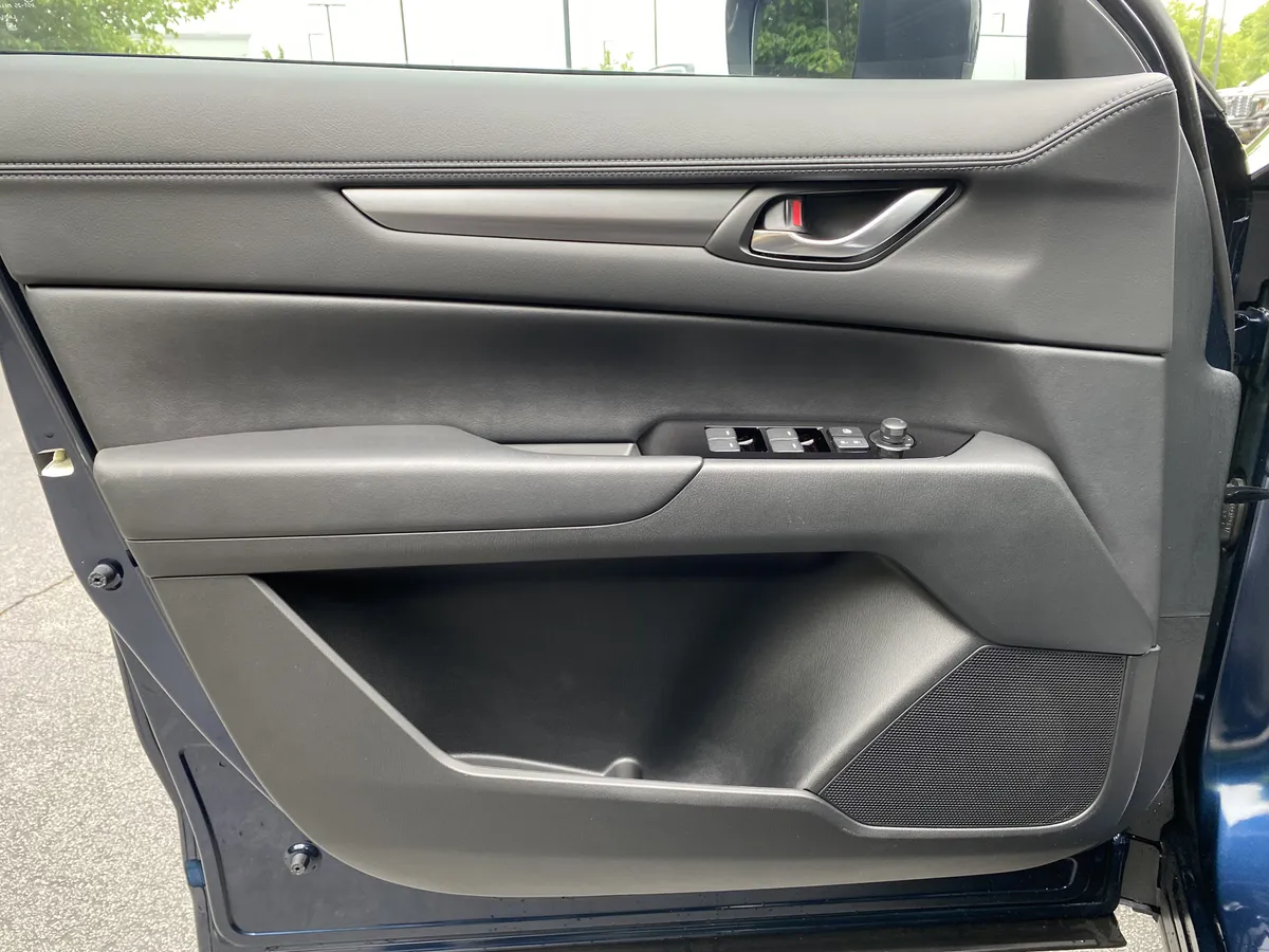 2024 Mazda CX-5 2.5 S Preferred Package thumbnail 14