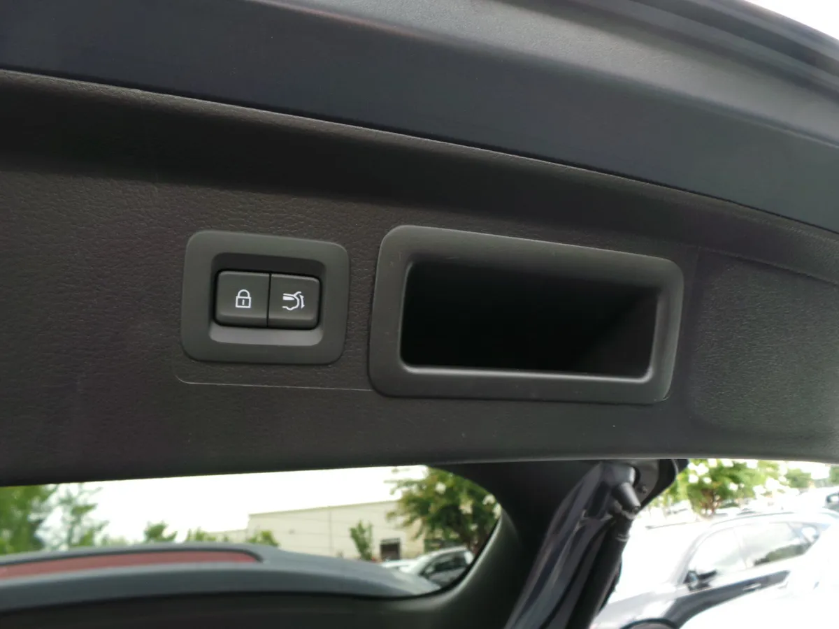 2024 Mazda CX-50 2.5 S Premium Package thumbnail 40