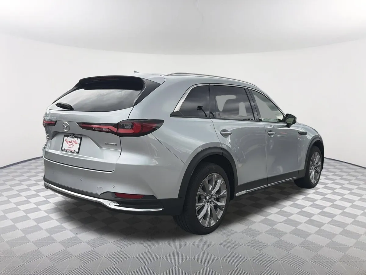 2024 Mazda CX-90 3.3 Turbo Premium thumbnail 16