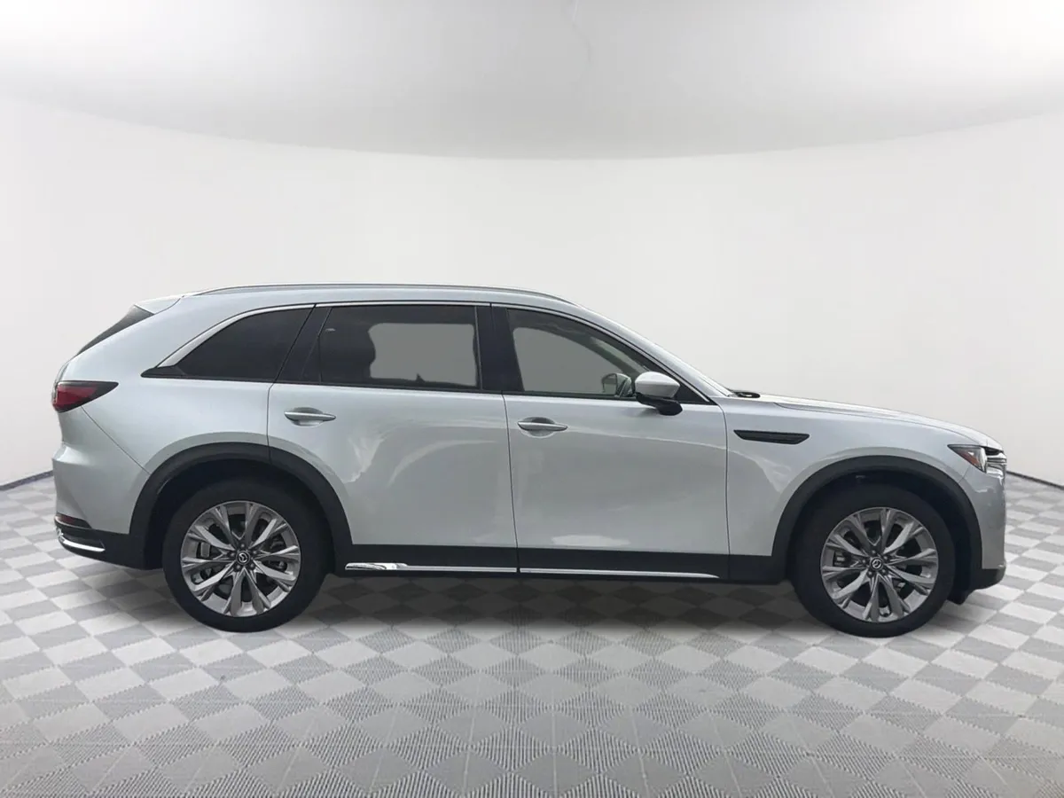 2024 Mazda CX-90 3.3 Turbo Premium thumbnail 17