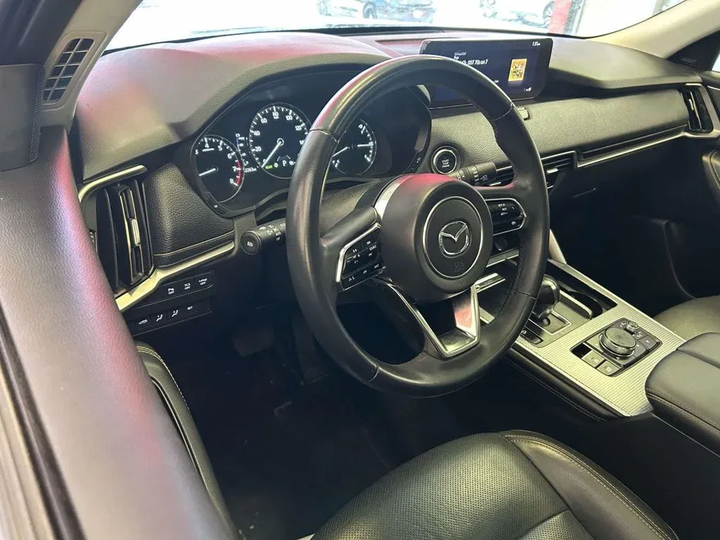 2024 Mazda CX-90 3.3 Turbo Premium thumbnail 13
