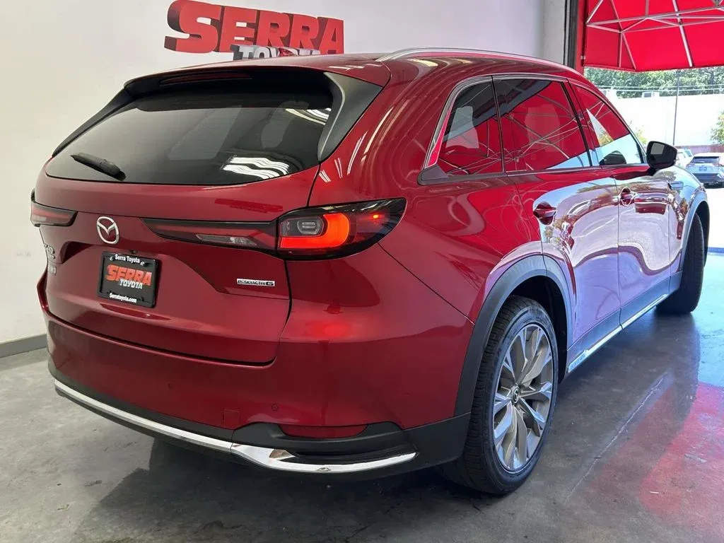 2024 Mazda CX-90 3.3 Turbo Premium thumbnail 3