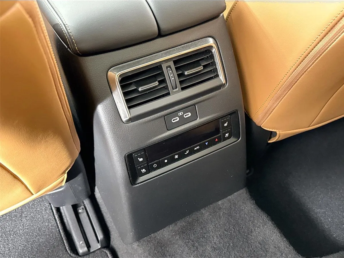 2024 Mazda CX-90 3.3 Turbo S Premium Plus thumbnail 38