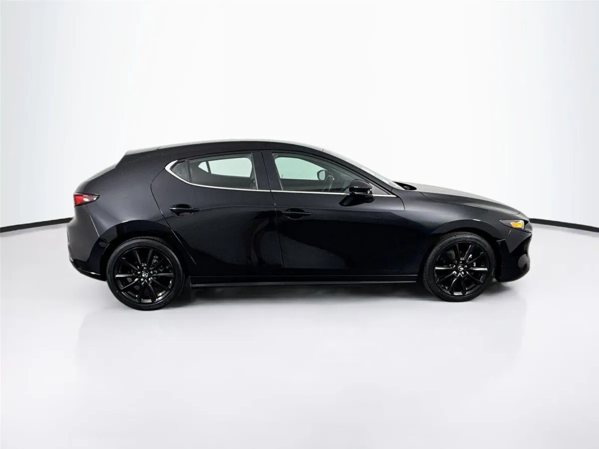 2024 Mazda Mazda3 Hatchback 2.5 S Select Sport thumbnail 10