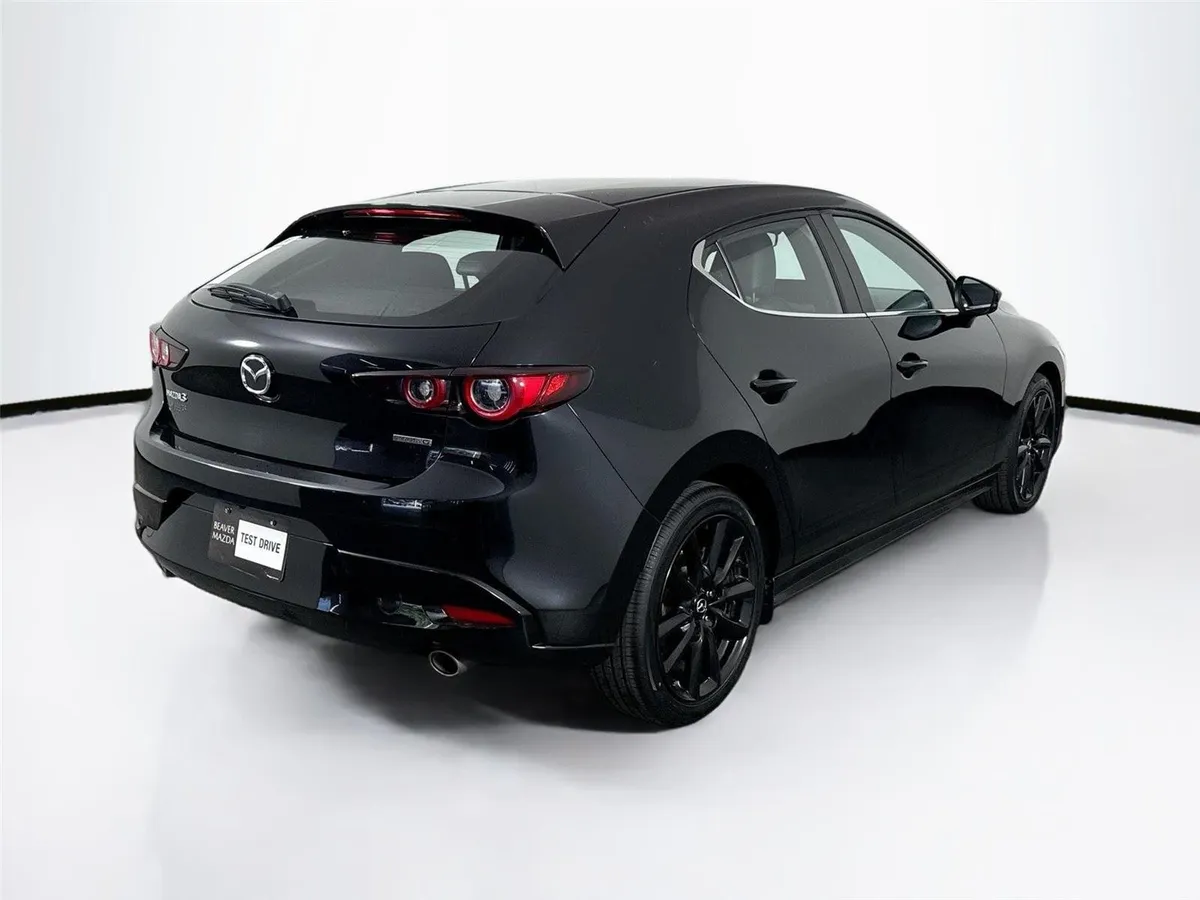 2024 Mazda Mazda3 Hatchback 2.5 S Select Sport thumbnail 2