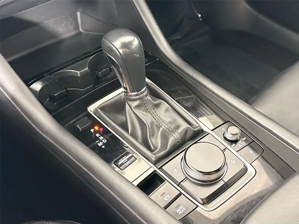 2024 Mazda Mazda3 Hatchback 2.5 S Select Sport thumbnail 24