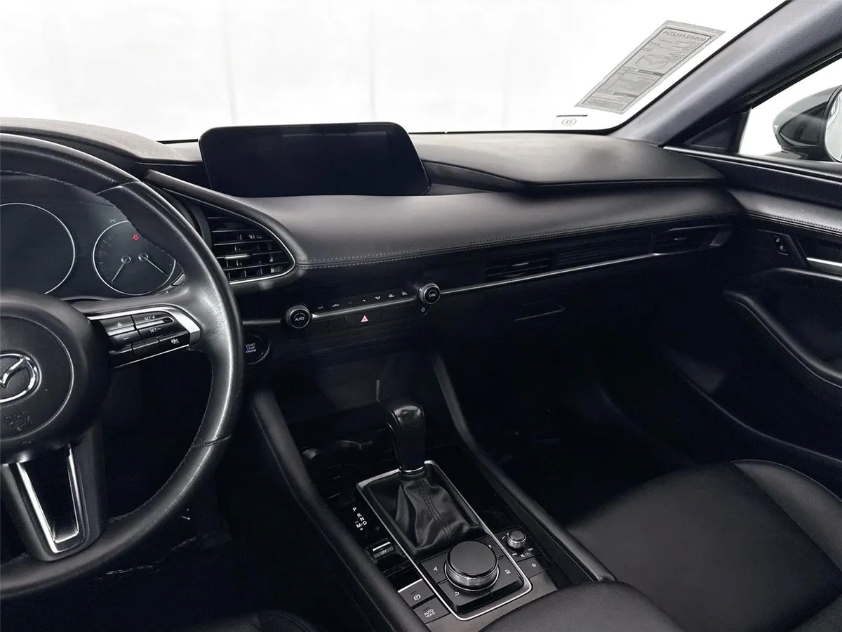 2024 Mazda Mazda3 Hatchback 2.5 S Select Sport thumbnail 31
