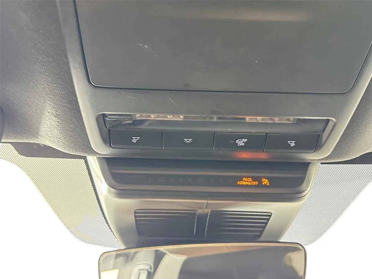 2024 Mazda Mazda3 Hatchback 2.5 S Select Sport thumbnail 6