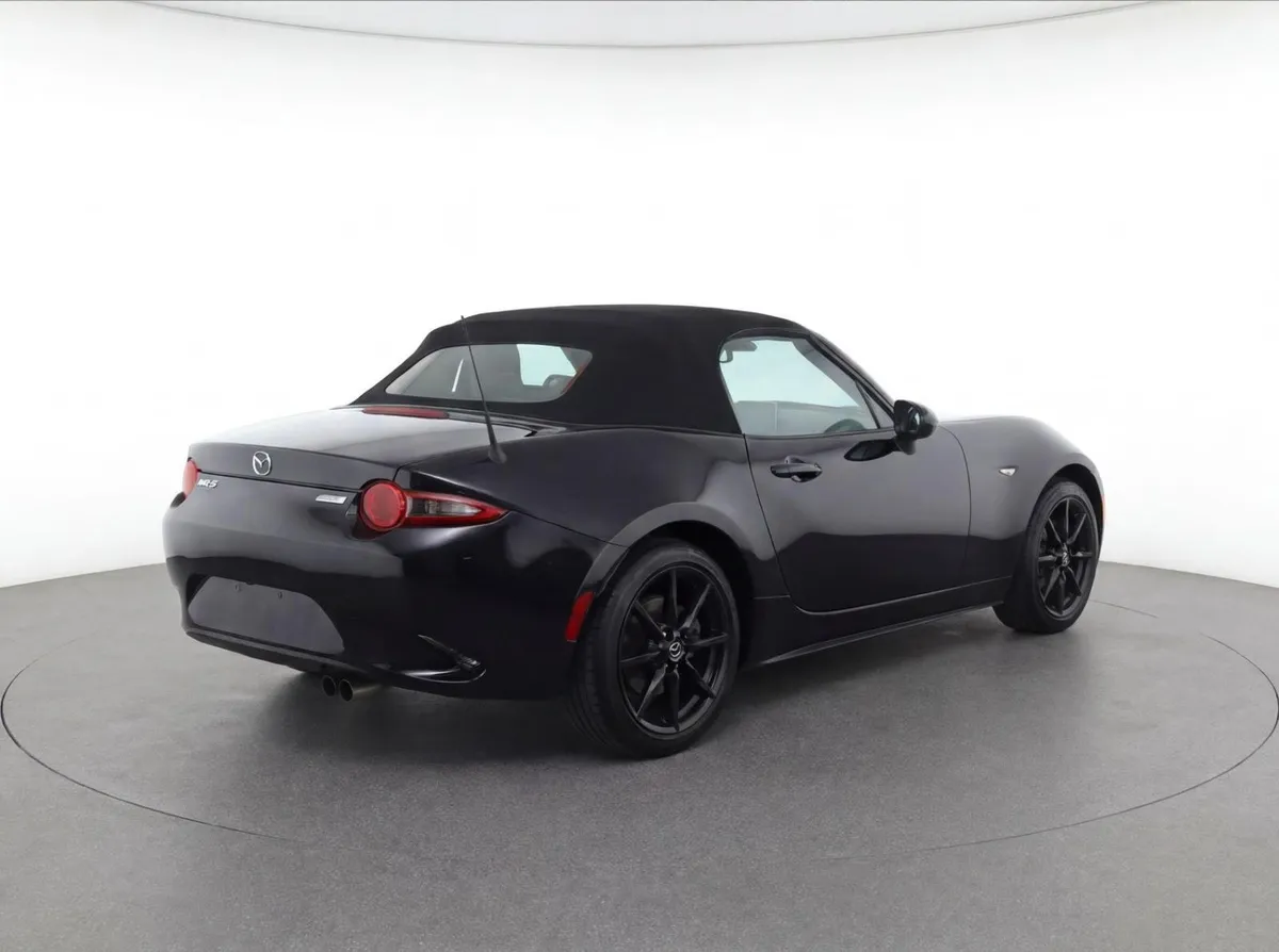 2024 Mazda MX-5 Miata Sport thumbnail 4