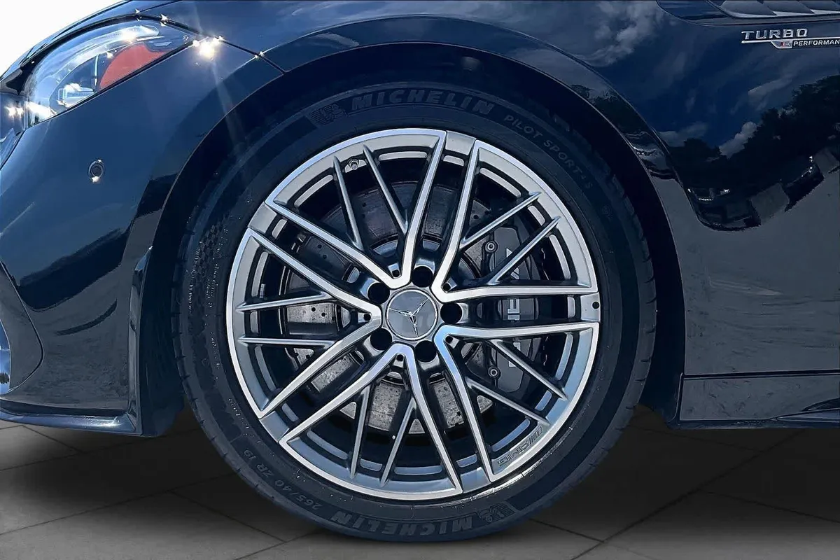 2024 Mercedes-Benz AMG® C 63 AMG® C 63 S E Performance thumbnail 11
