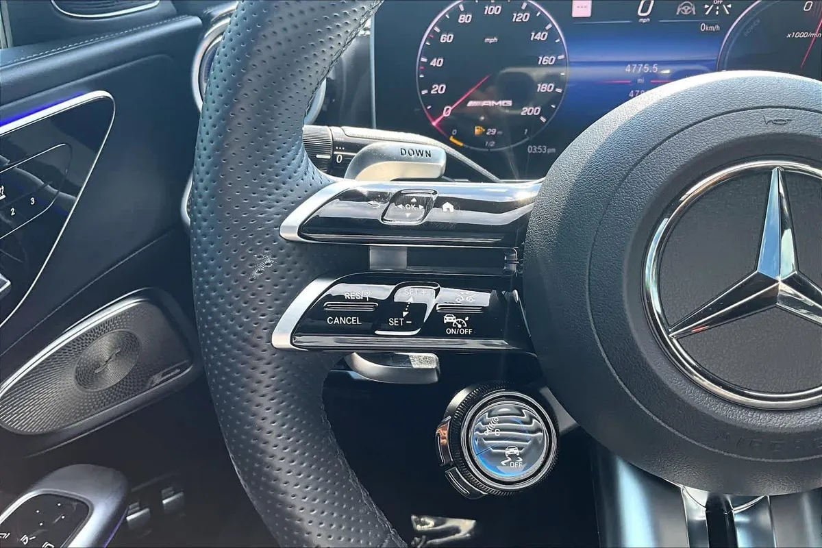 2024 Mercedes-Benz AMG® C 63 AMG® C 63 S E Performance thumbnail 24