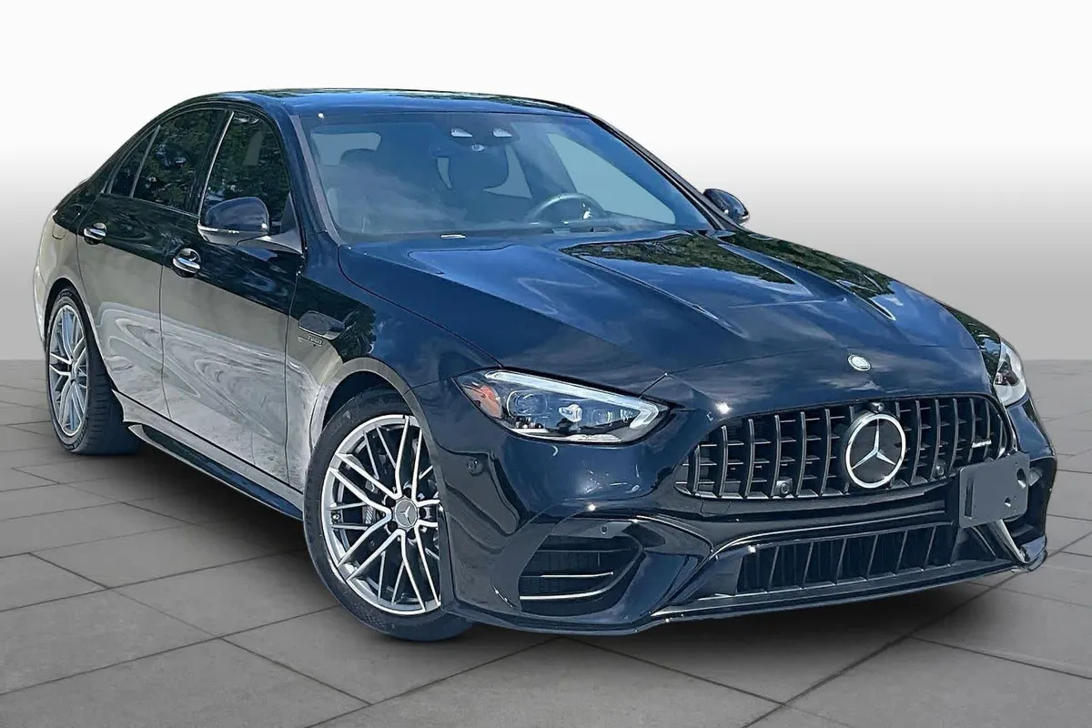 2024 Mercedes-Benz AMG® C 63 AMG® C 63 S E Performance thumbnail 3