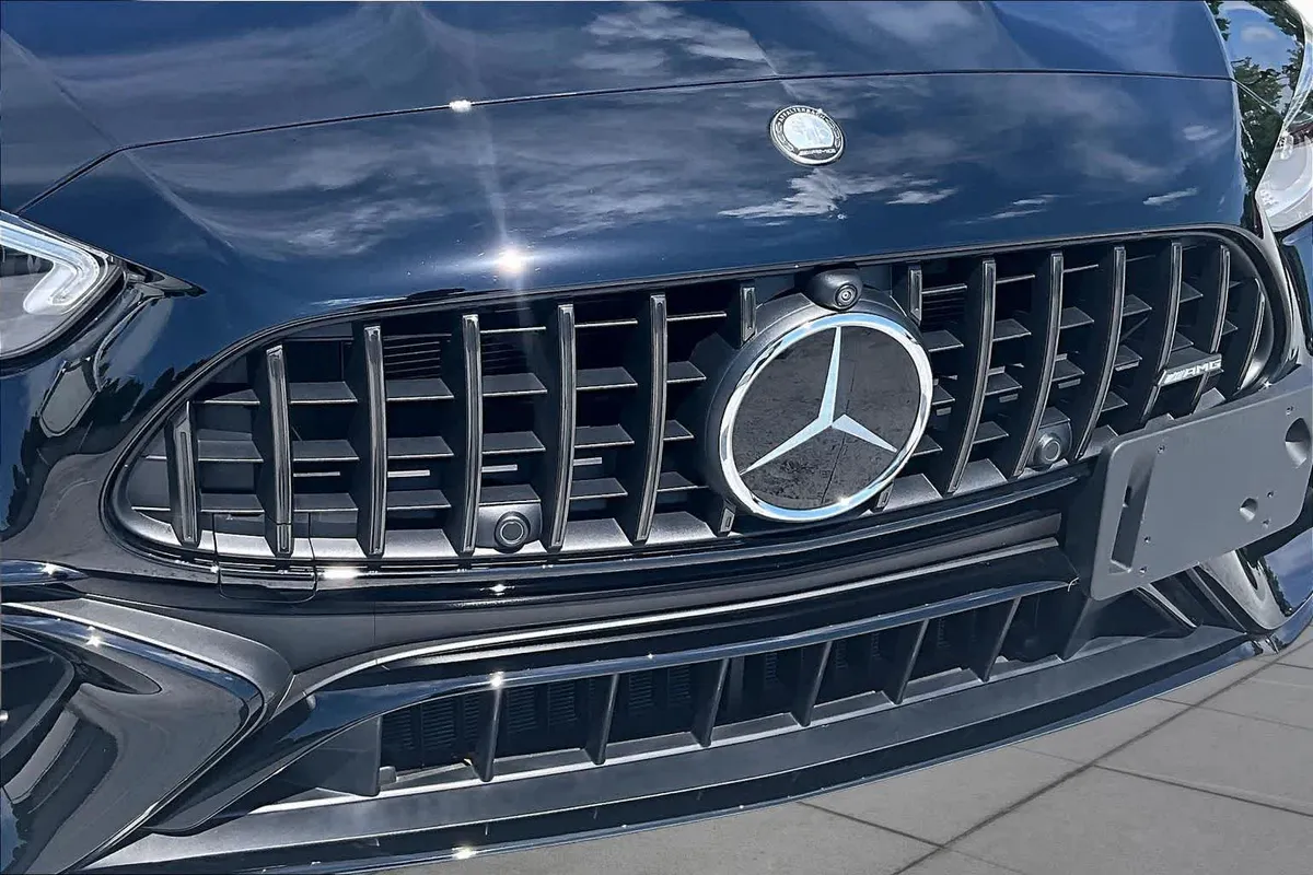 2024 Mercedes-Benz AMG® C 63 AMG® C 63 S E Performance thumbnail 30