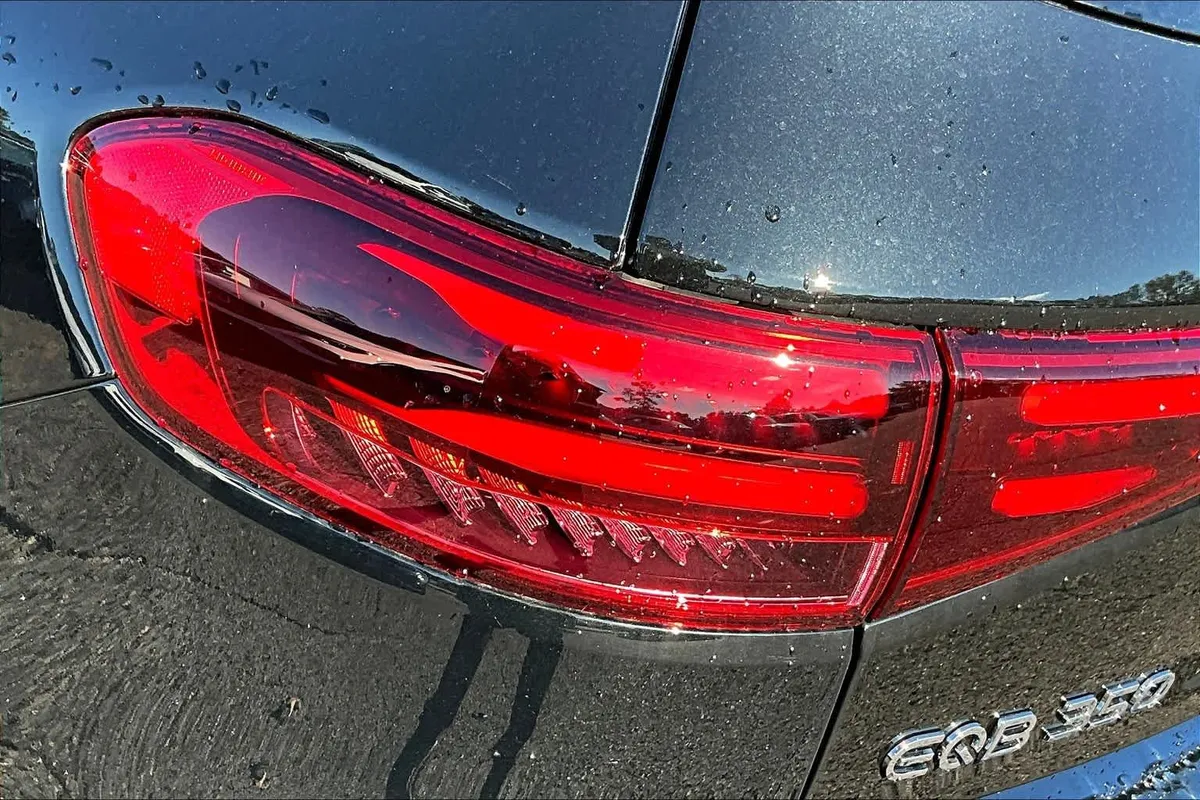 2024 Mercedes-Benz EQB 350 EQB 350 thumbnail 14