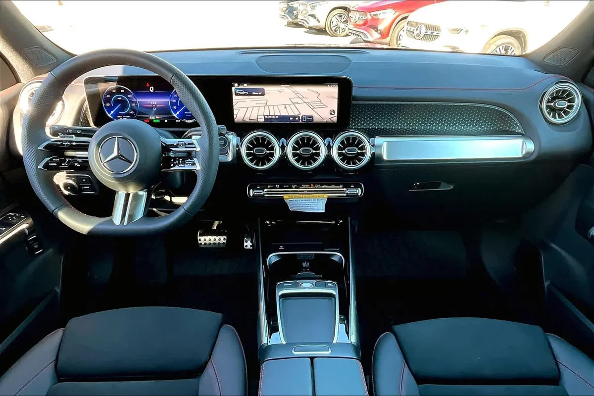 2024 Mercedes-Benz EQB 350 EQB 350 thumbnail 5