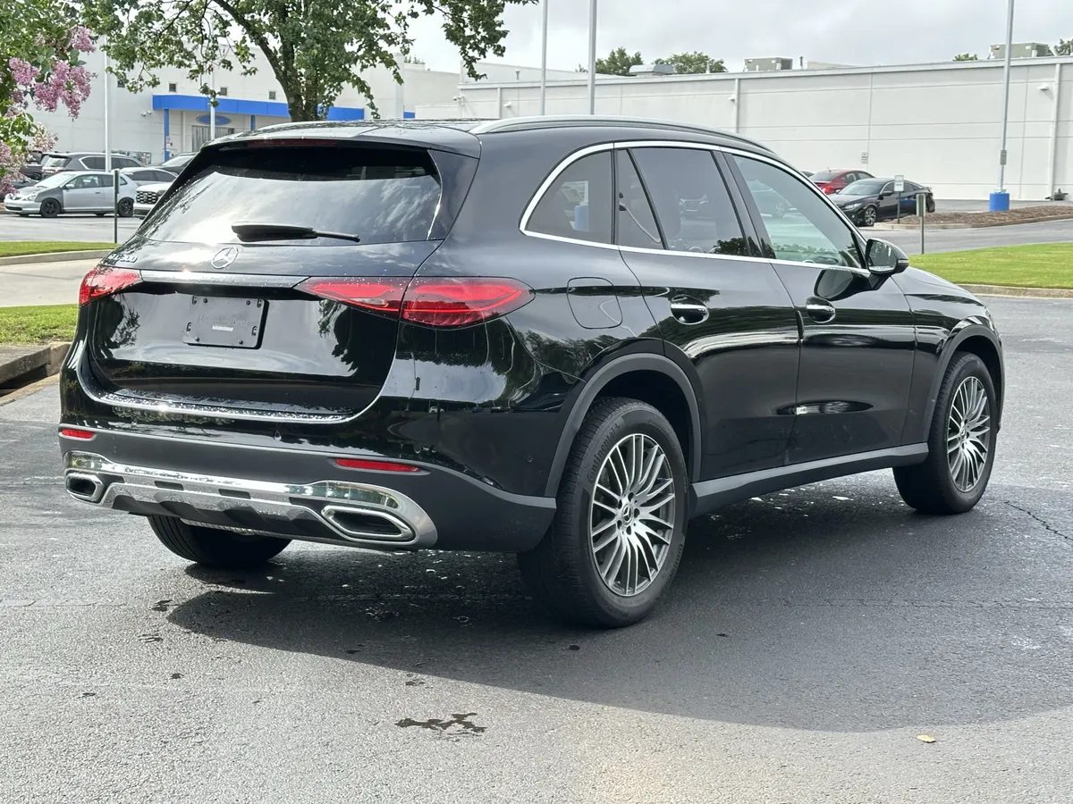 2024 Mercedes-Benz GLC 300 thumbnail 13