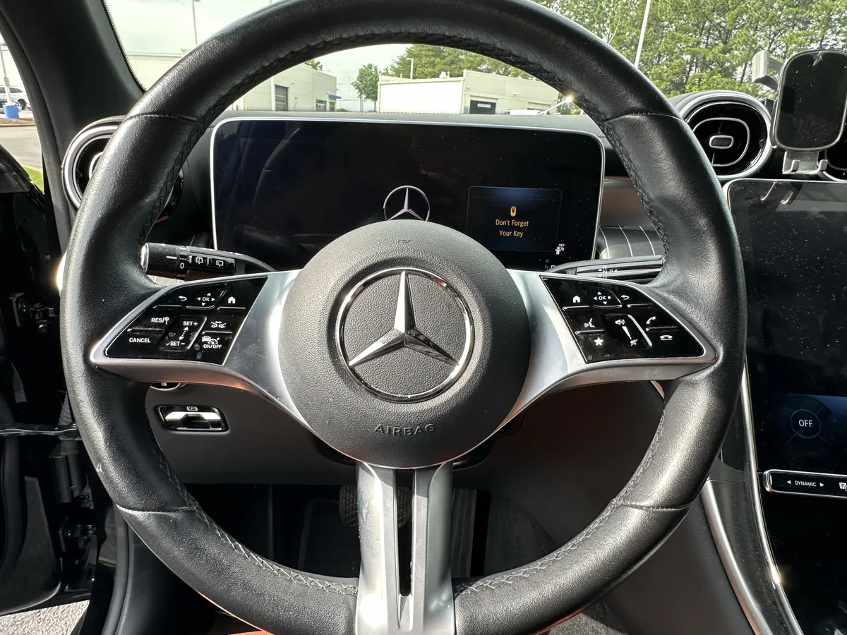 2024 Mercedes-Benz GLC 300 thumbnail 6