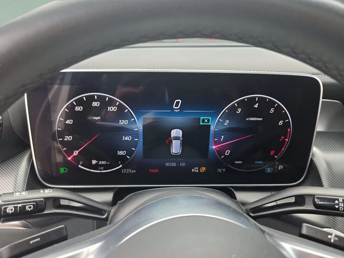 2024 Mercedes-Benz GLC 300 thumbnail 17