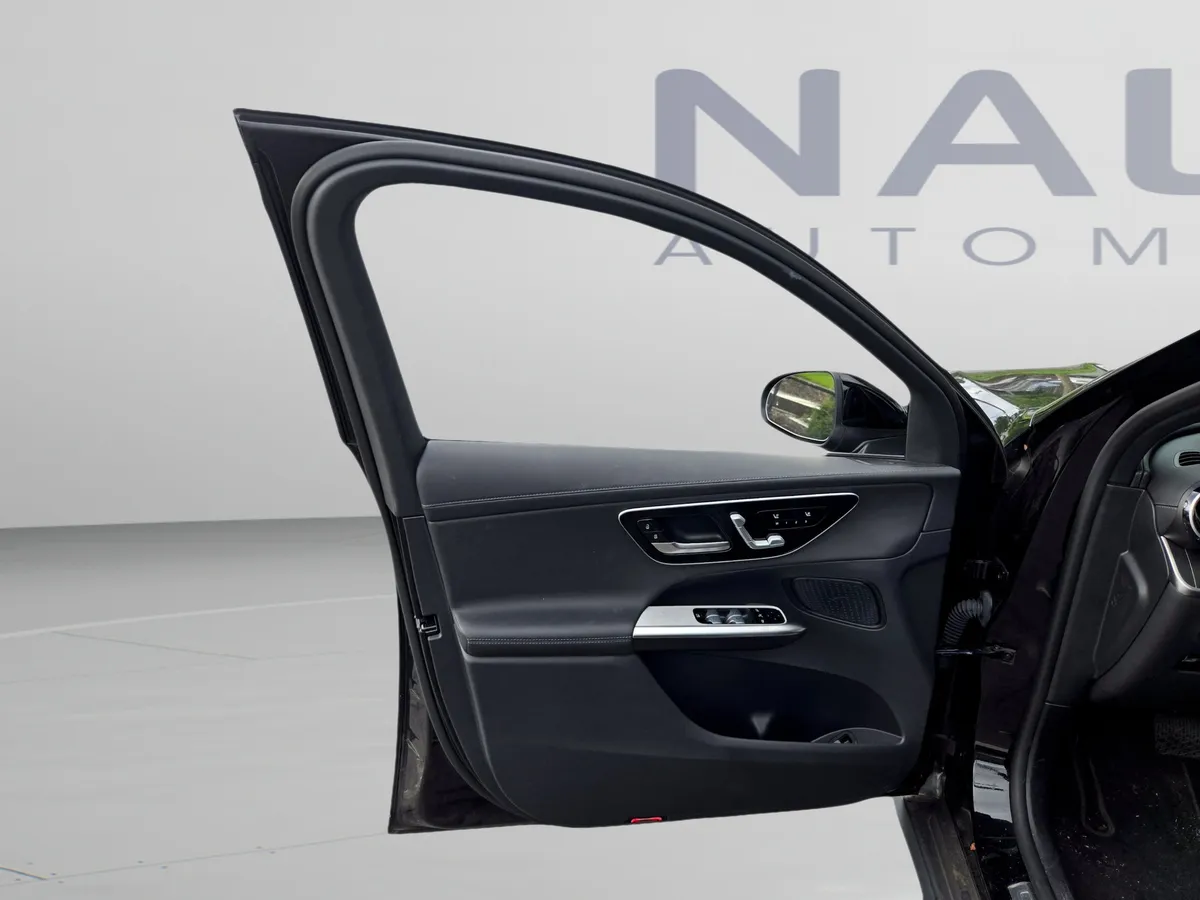 2024 Mercedes-Benz GLC 300 thumbnail 10
