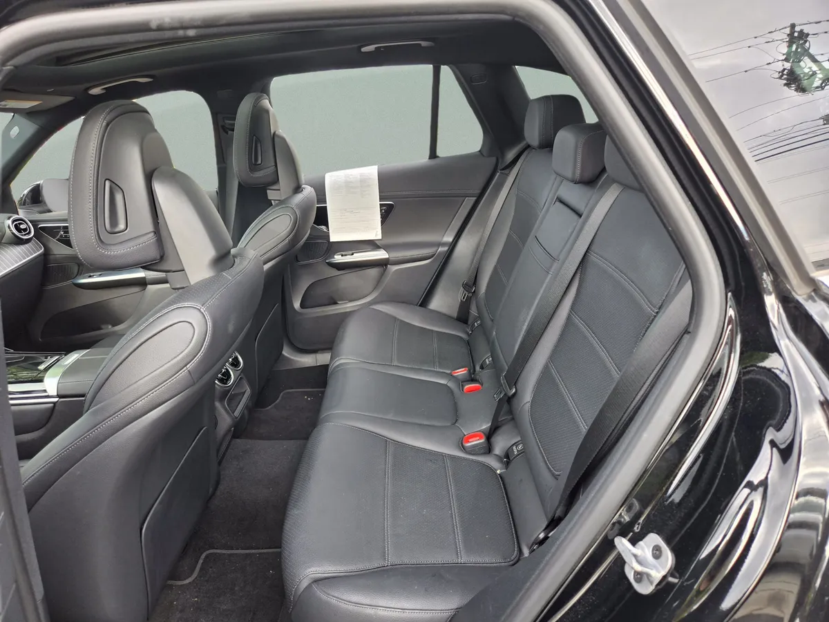 2024 Mercedes-Benz GLC 300 thumbnail 21