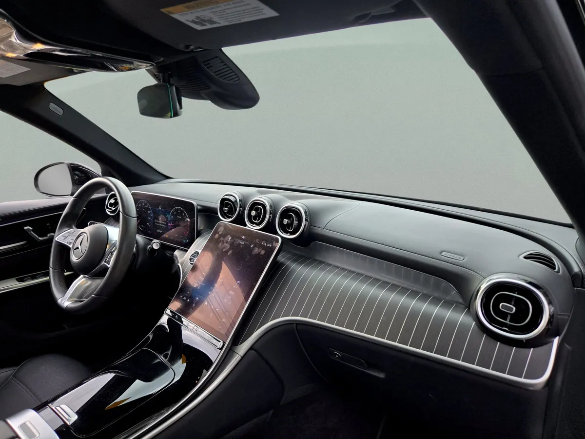 2024 Mercedes-Benz GLC 300 thumbnail 30