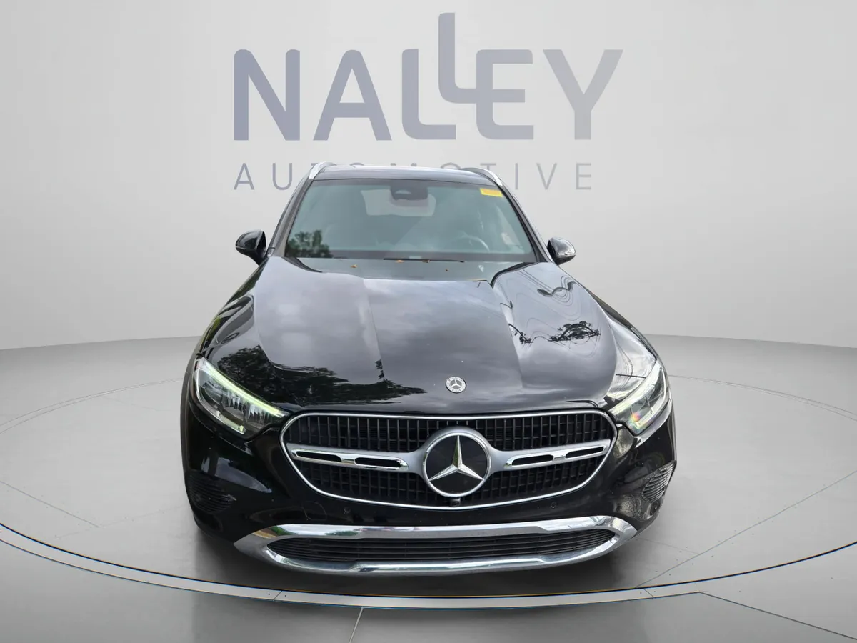 2024 Mercedes-Benz GLC 300 thumbnail 9